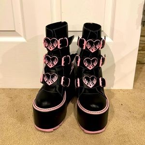 YRU Pink and Black Flaming Hearts Platform Boots